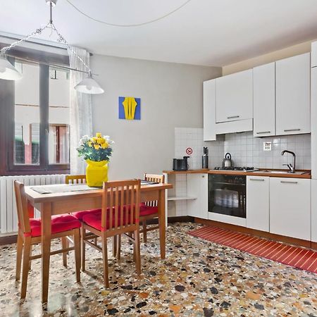 Castello Cozy Apart X4 - Calle Crosera Venedig Exteriör bild