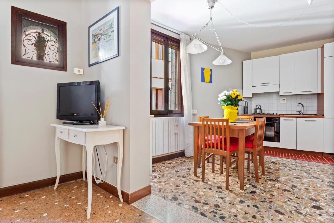 Castello Cozy Apart X4 - Calle Crosera Venedig Exteriör bild